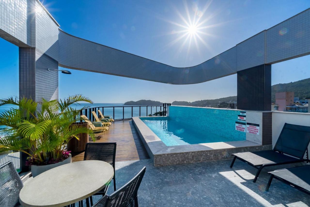 Confortavel Loft Em Condominio Com Piscina Бомбіняс Екстер'єр фото