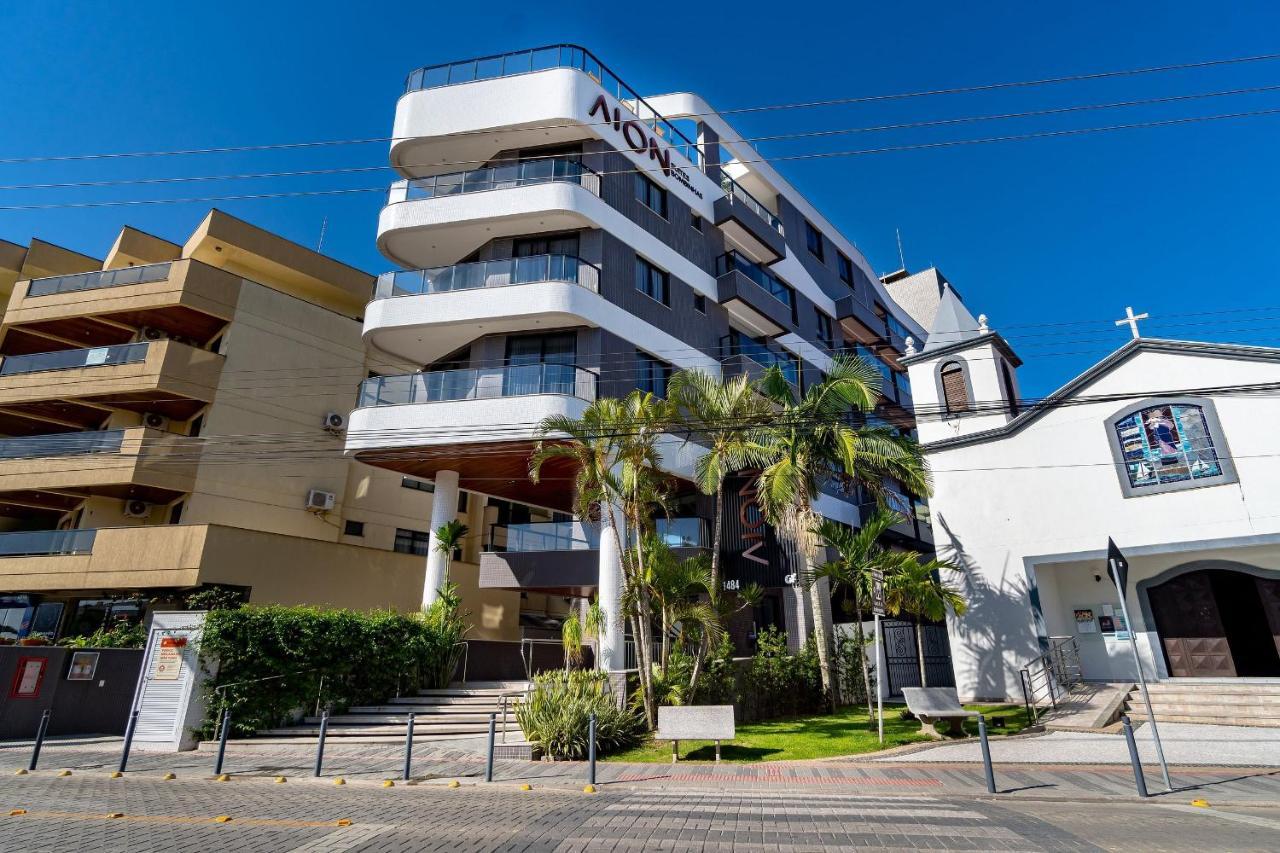 Confortavel Loft Em Condominio Com Piscina Бомбіняс Екстер'єр фото