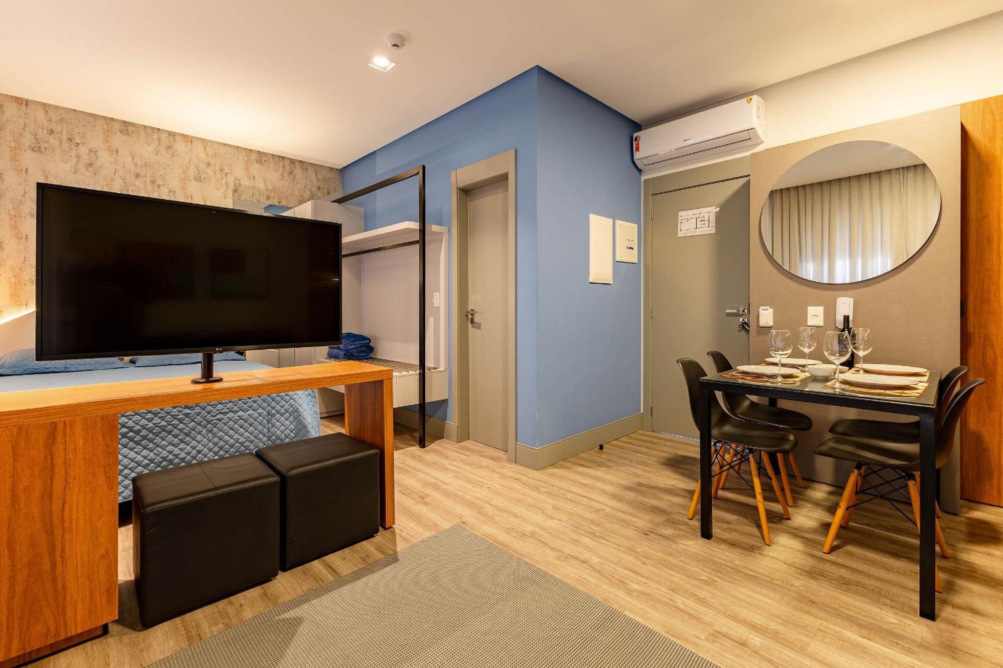 Confortavel Loft Em Condominio Com Piscina Бомбіняс Екстер'єр фото